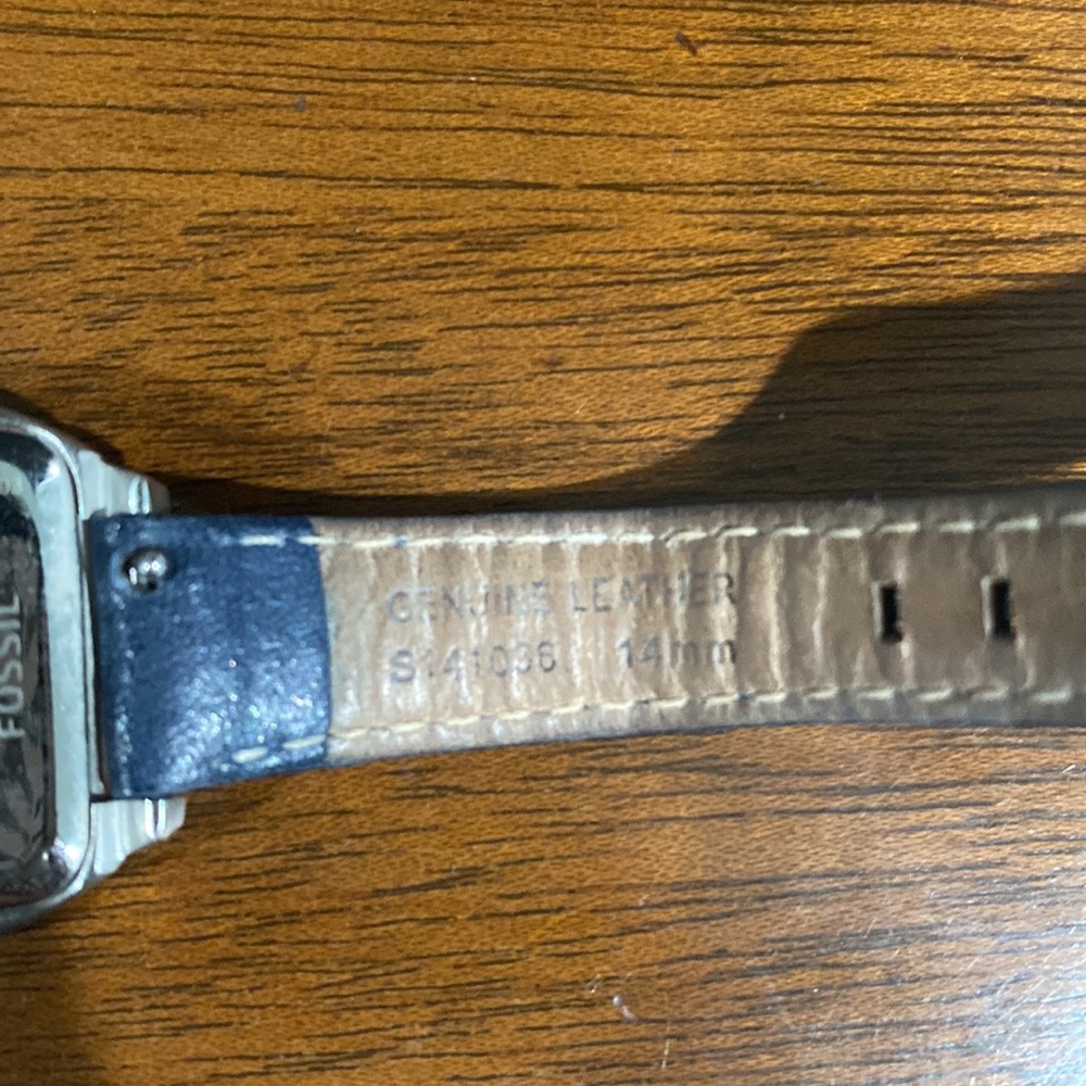 Fossil Watch - Picture 5 of 8